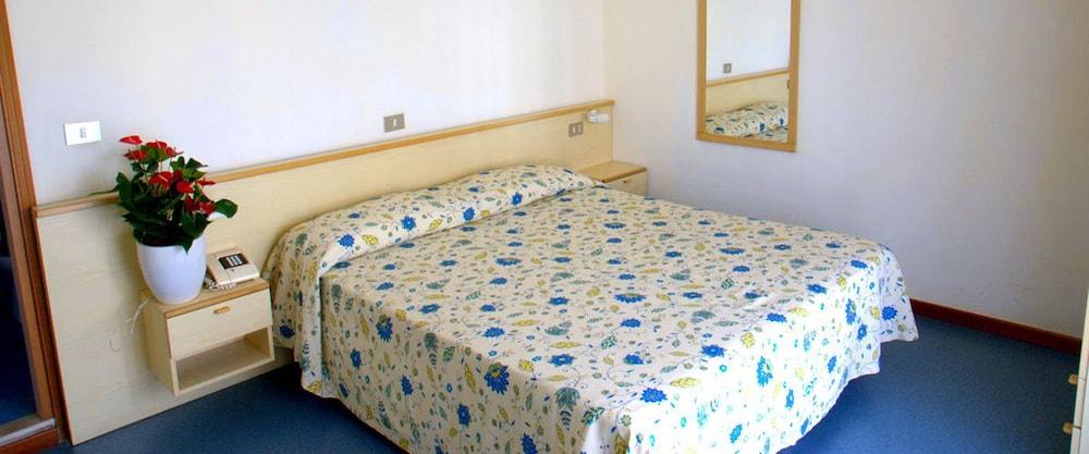Hotel Astor Lido di Jesolo Eksteriør billede